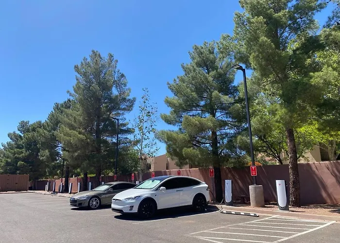 Holiday home Court View Near Bell Rock Pool-hottub-tennis Sedona