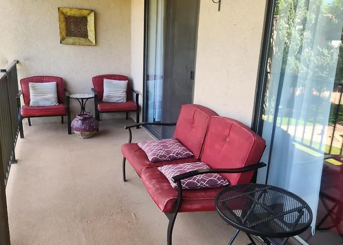 Court View Near Bell Rock Pool-hottub-tennis Holiday home *
